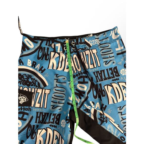 Hawaiian island creations (HIC) Board shorts blue and black Design sz 32 - Picture 4 of 12